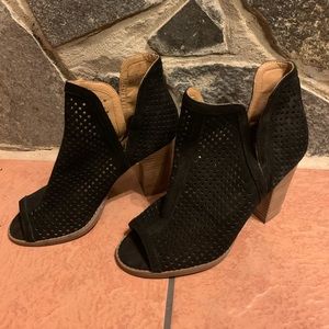 Lucky Brand black booties